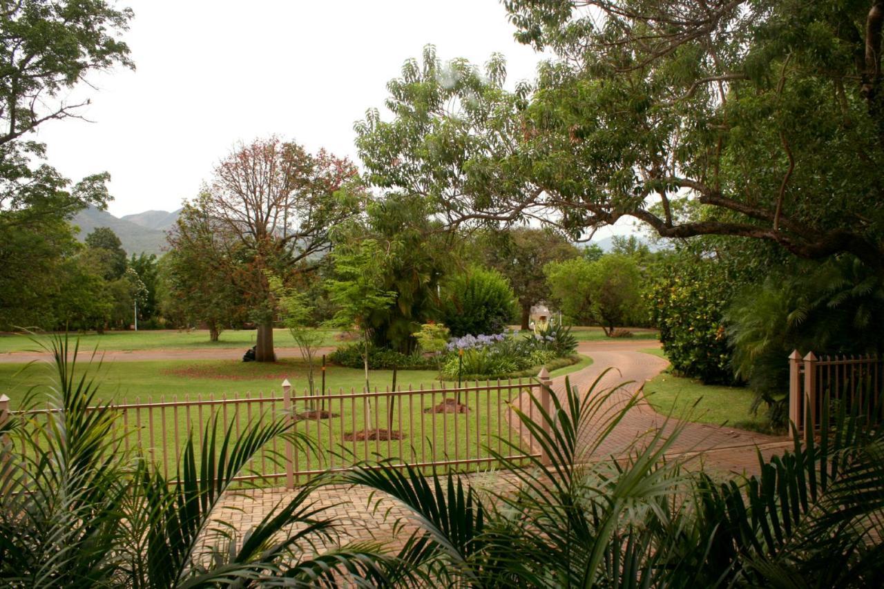 Selati 103 Guest Cottages Malalane Exteriör bild