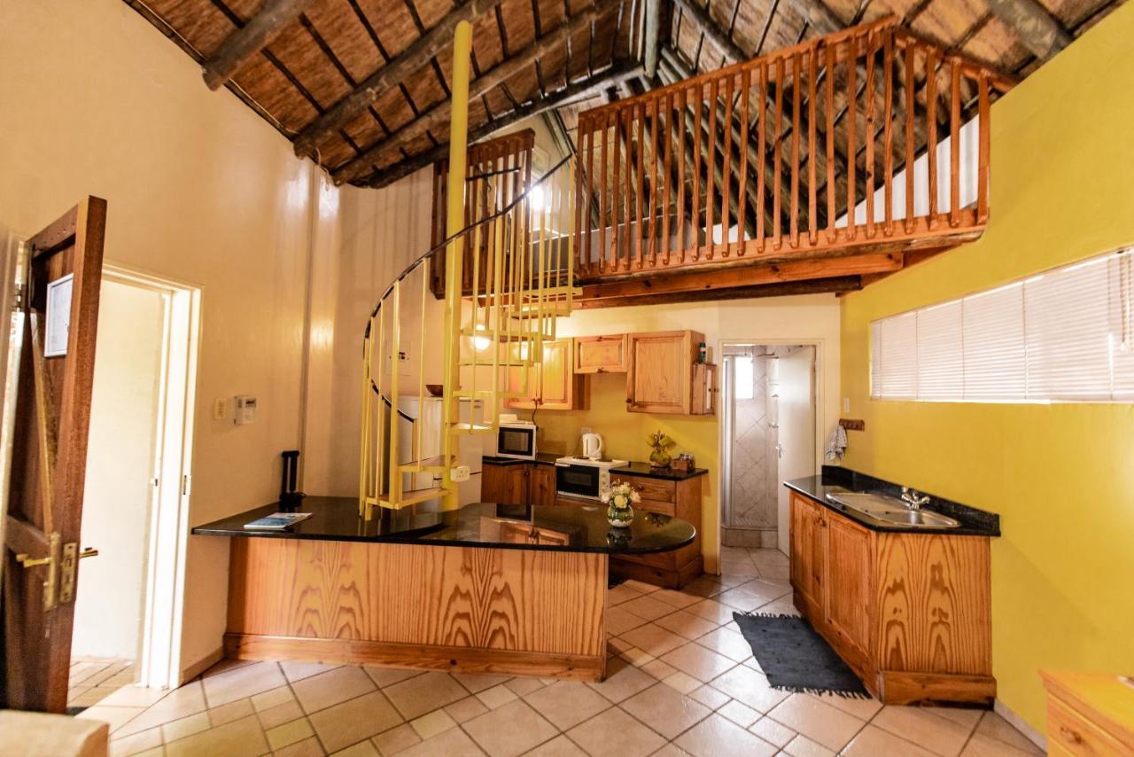 Selati 103 Guest Cottages Malalane Exteriör bild